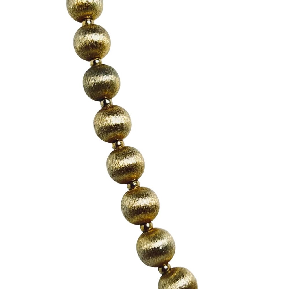 Vintage Napier Gold Tone Necklace With Hidden Ball Box Clasp Signed (5694) - Picture 2 of 6